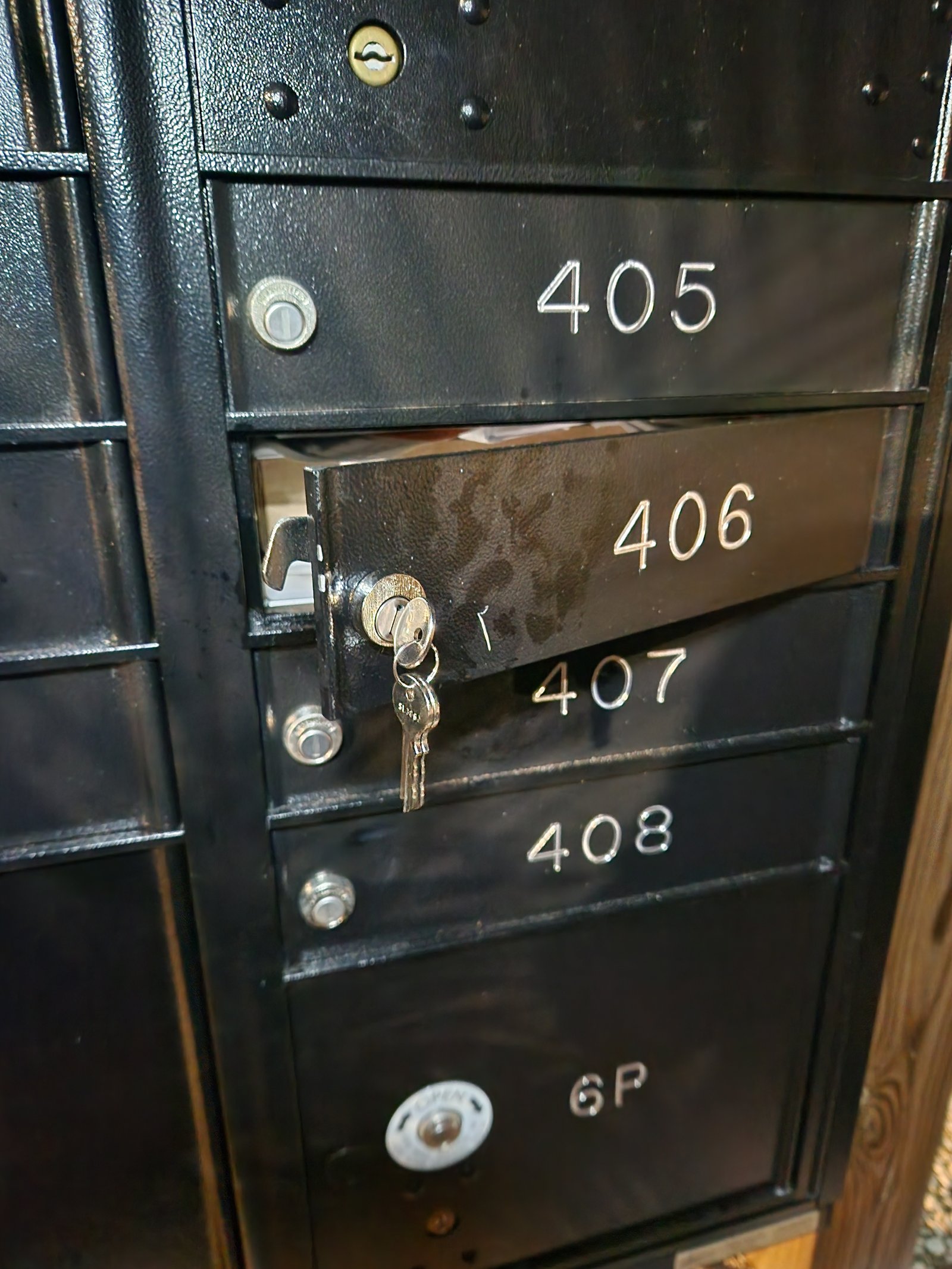 Master key system - commercial multi-unit lock management